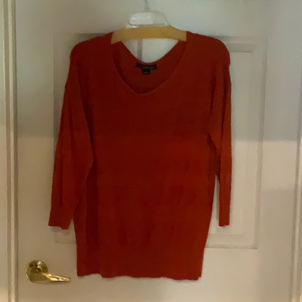 Lightweight sweater